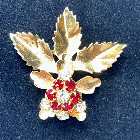 VTG Orchid 3D Flower Brooch Red Prong Set Rhinestones Gold Tone Statement Pin - Picture 1 of 9